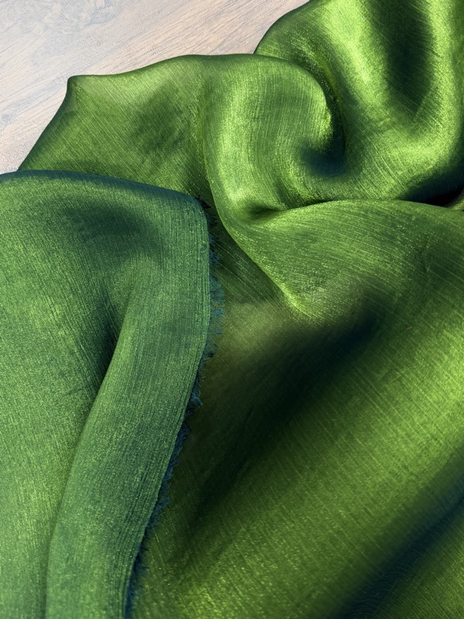Two-Tone Cationic Nylon-Polyester Yoryu Crepe fabric sample